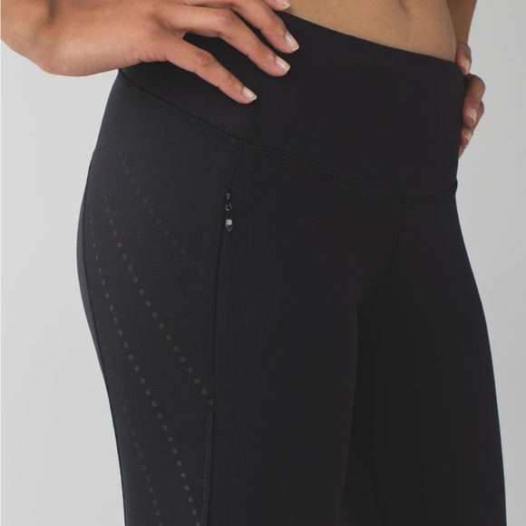 Lululemon stop at nothing crop black legging - Picture 1 of 11